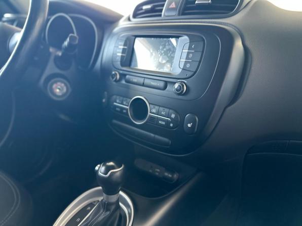 Kia Soul II Рестайлинг с пробегом 2019 года, цена 1 695 000 рублей, 30000 км, хэтчбек, Автокод Объявления