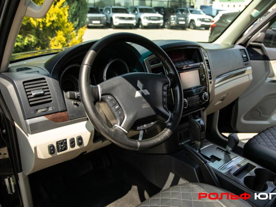 Mitsubishi Pajero IV Рестайлинг 2 Москва  - изображение 15