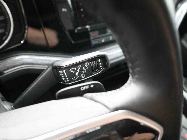 Volkswagen Touareg III с пробегом 2021 года, цена 5 119 900 рублей, 88688 км, внедорожник, Автокод Объявления