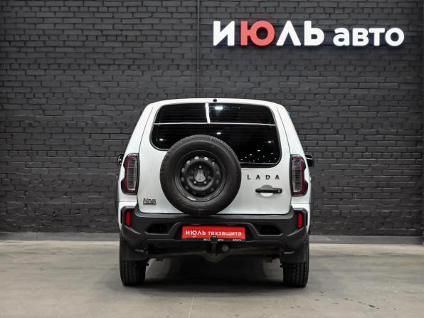 Lada (ВАЗ) Niva Travel I с пробегом 2021 года, цена 830 000 рублей, 108215 км, внедорожник, Автокод Объявления