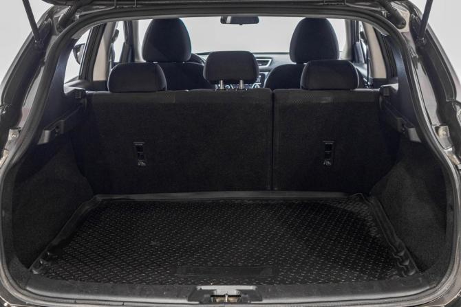 Nissan Qashqai II с пробегом 2015 года, цена 1 799 000 рублей, 144000 км, внедорожник, Автокод Объявления
