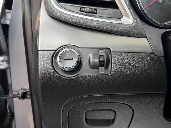Opel Mokka I с пробегом 2014 года, цена 1 295 000 рублей, 81392 км, внедорожник, Автокод Объявления