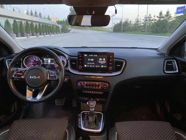 Kia Ceed III Рестайлинг с пробегом 2022 года, цена 1 995 000 рублей, 82215 км, универсал, Автокод Объявления