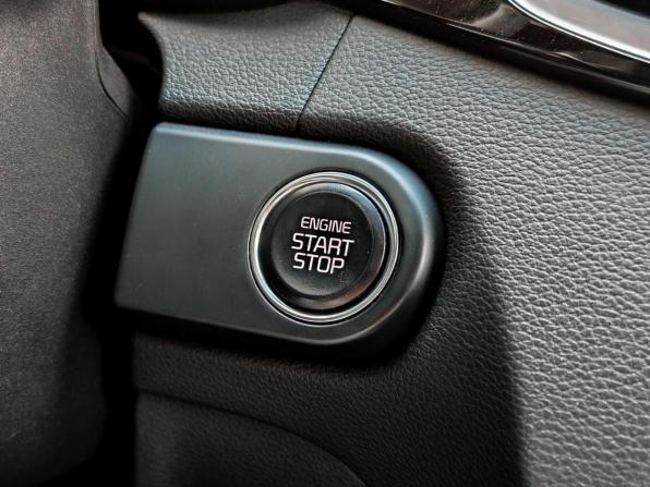 Kia Ceed III Рестайлинг с пробегом 2021 года, цена 2 050 000 рублей, 96424 км, универсал, Автокод Объявления