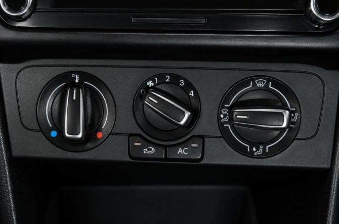 Volkswagen Polo V с пробегом 2012 года, цена 629 000 рублей, 272000 км, седан, Автокод Объявления