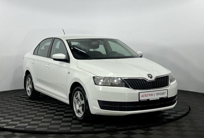 Skoda Rapid I с пробегом 2016 года, цена 1 030 000 рублей, 102789 км, лифтбек, Автокод Объявления