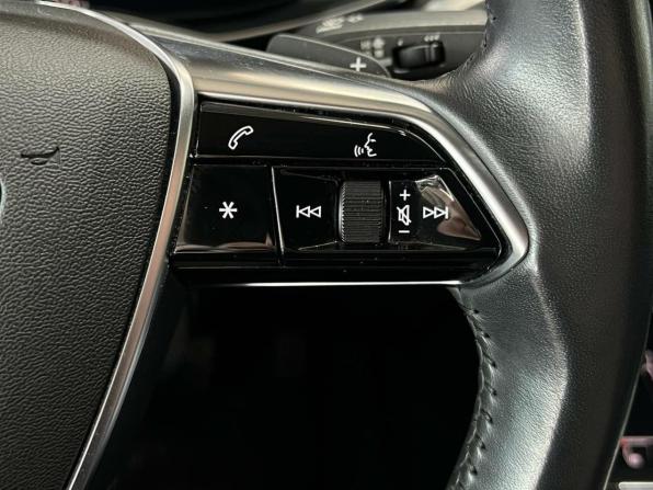Audi A6 V (C8) с пробегом 2020 года, цена 4 650 000 рублей, 72139 км, седан, Автокод Объявления