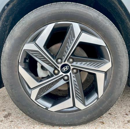 Hyundai Tucson IV Рестайлинг с пробегом 2023 года, цена 3 757 600 рублей, 39976 км, внедорожник, Автокод Объявления