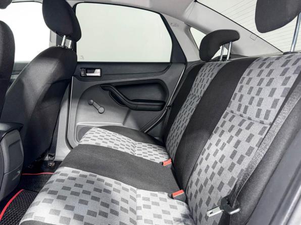 Ford Focus II с пробегом 2006 года, цена 350 000 рублей, 185951 км, седан, Автокод Объявления