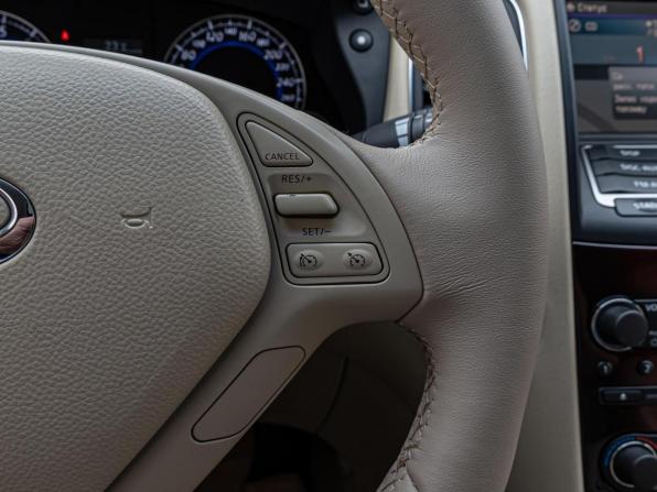 Infiniti QX50 I с пробегом 2014 года, цена 1 930 000 рублей, 82098 км, внедорожник, Автокод Объявления