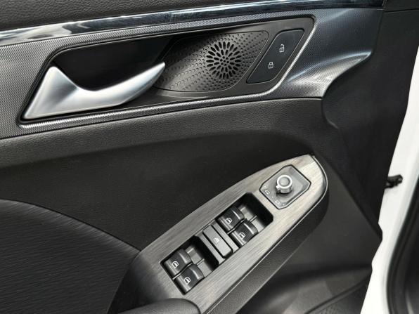 Haval Jolion I Рестайлинг с пробегом 2024 года, цена 1 650 000 рублей, 39228 км, внедорожник, Автокод Объявления