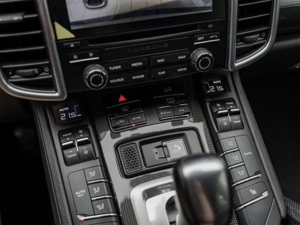 Porsche Cayenne II Рестайлинг (958) с пробегом 2016 года, цена 4 490 000 рублей, 88996 км, внедорожник, Автокод Объявления