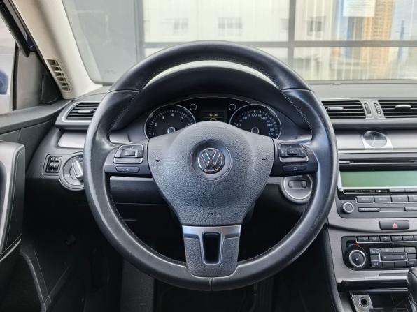 Volkswagen Passat B7 с пробегом 2011 года, цена 880 000 рублей, 209003 км, седан, Автокод Объявления