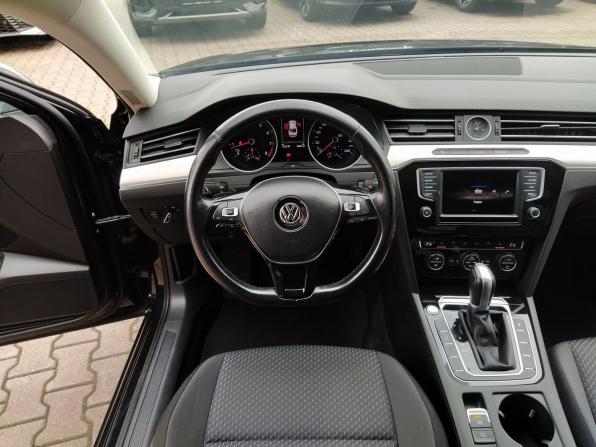 Volkswagen Passat B8 с пробегом 2017 года, цена 1 781 000 рублей, 123147 км, седан, Автокод Объявления