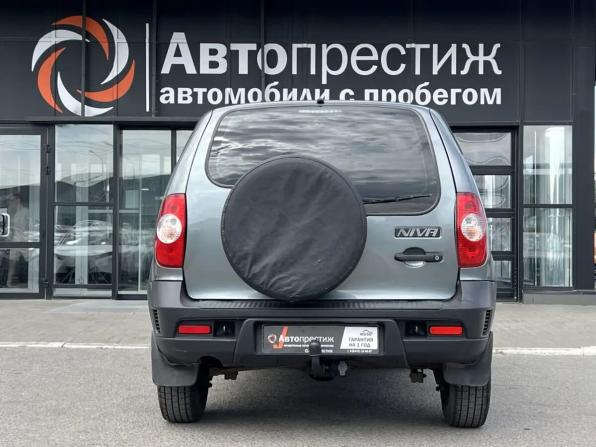 Chevrolet Niva I Рестайлинг с пробегом 2018 года, цена 829 000 рублей, 76172 км, внедорожник, Автокод Объявления