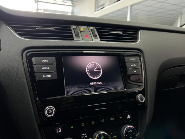 Skoda Octavia III (A7) Рестайлинг с пробегом 2020 года, цена 2 299 000 рублей, 26508 км, лифтбек, Автокод Объявления