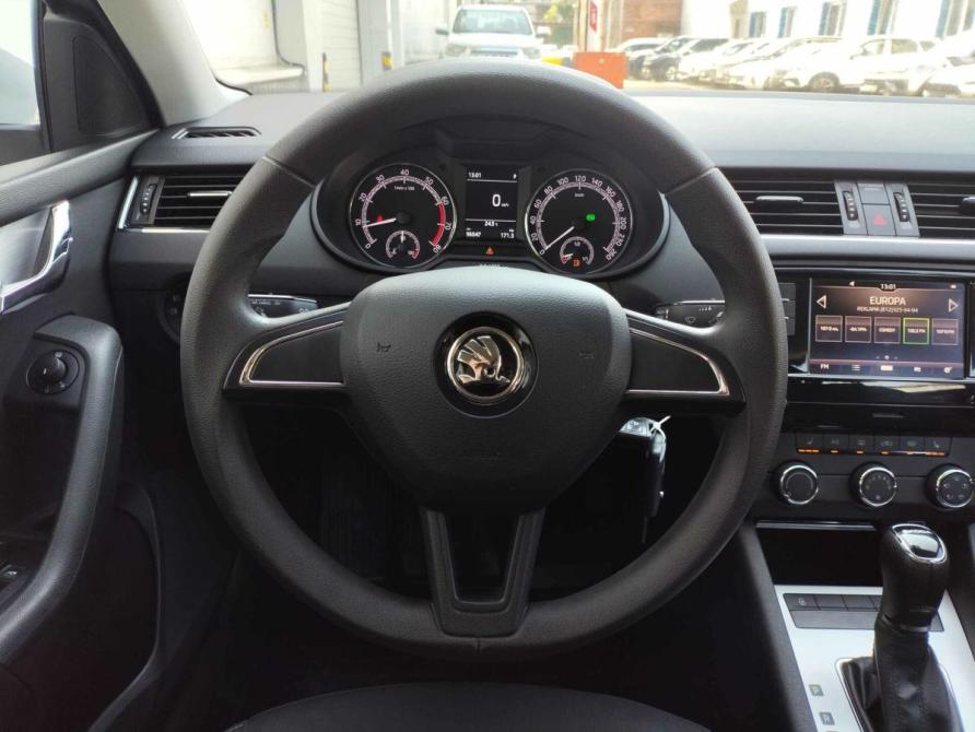 Skoda Octavia III (A7) Рестайлинг Санкт-Петербург  - изображение 18