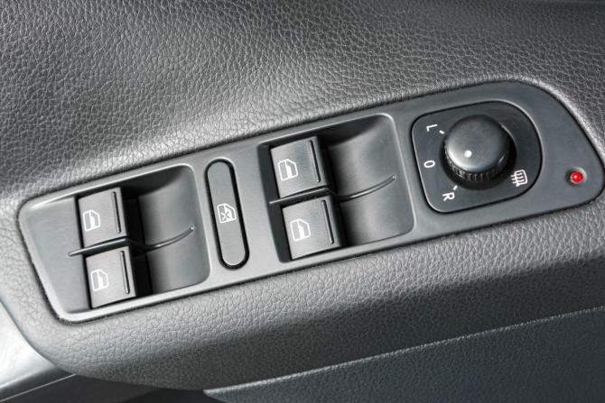Volkswagen Tiguan I Рестайлинг с пробегом 2012 года, цена 1 359 000 рублей, 207000 км, внедорожник, Автокод Объявления