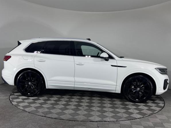 Volkswagen Touareg III с пробегом 2021 года, цена 7 000 000 рублей, 88990 км, внедорожник, Автокод Объявления