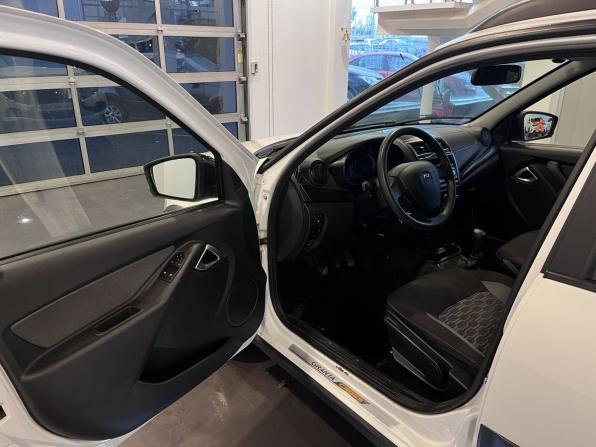 Lada (ВАЗ) Granta I Рестайлинг с пробегом 2023 года, цена 750 000 рублей, 56679 км, универсал, Автокод Объявления