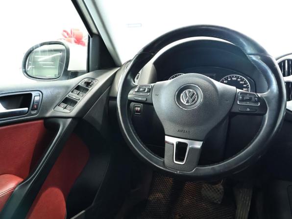 Volkswagen Tiguan I Рестайлинг с пробегом 2013 года, цена 1 450 000 рублей, 130503 км, внедорожник, Автокод Объявления