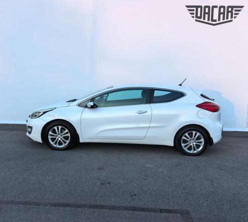 Kia Ceed II с пробегом 2015 года, цена 1 050 000 рублей, 170000 км, хэтчбек, Автокод Объявления
