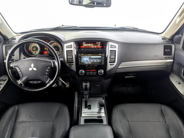 Mitsubishi Pajero IV Рестайлинг 2 с пробегом 2015 года, цена 2 650 000 рублей, 114877 км, внедорожник, Автокод Объявления