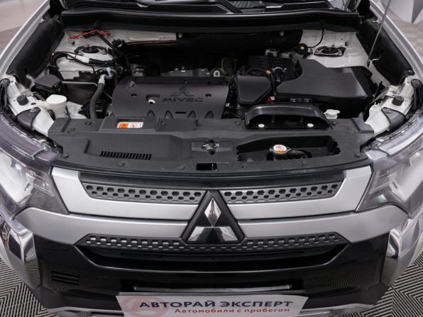 Mitsubishi Outlander III Рестайлинг 3 с пробегом 2019 года, цена 2 330 000 рублей, 125000 км, внедорожник, Автокод Объявления