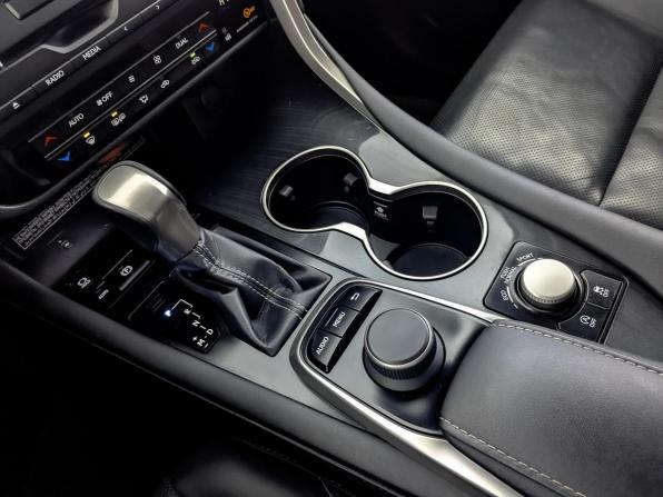 Lexus RX IV с пробегом 2019 года, цена 4 190 000 рублей, 128660 км, внедорожник, Автокод Объявления