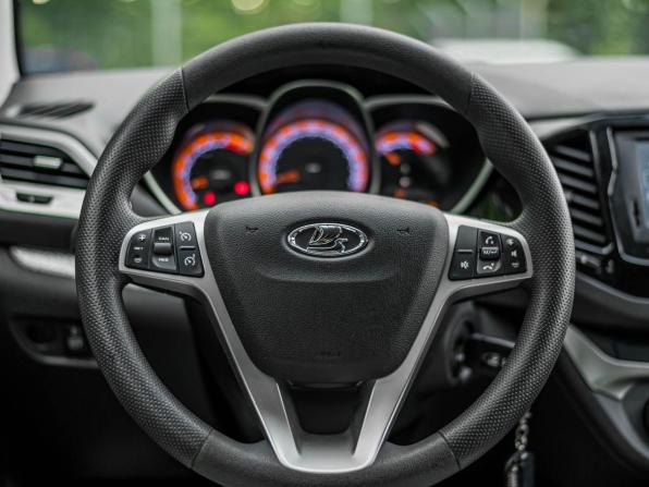 Lada (ВАЗ) Vesta I с пробегом 2019 года, цена 870 000 рублей, 83511 км, универсал, Автокод Объявления