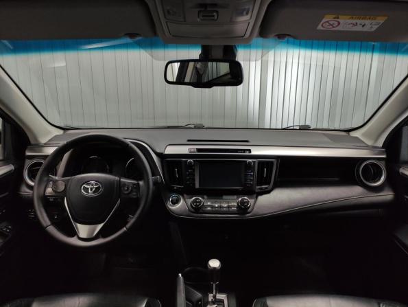 Toyota RAV4 IV (XA40) Рестайлинг с пробегом 2017 года, цена 2 183 000 рублей, 168808 км, внедорожник, Автокод Объявления