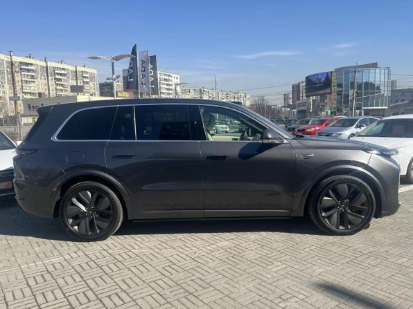 Li Auto (Lixiang) L9 I Рестайлинг с пробегом 2024 года, цена 6 990 000 рублей, 22000 км, внедорожник, Автокод Объявления