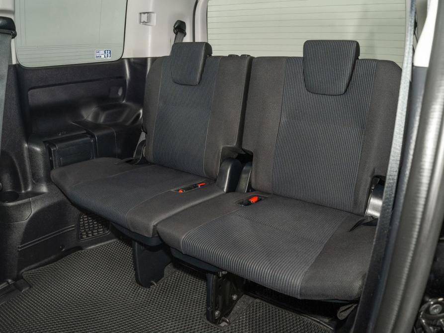 Toyota Noah III (R80) Рестайлинг Иркутск  - изображение 7