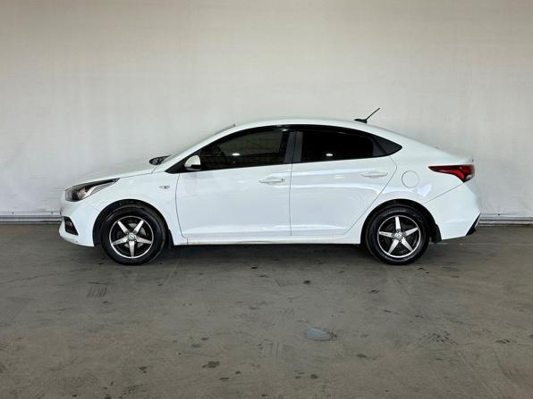 Hyundai Solaris II с пробегом 2017 года, цена 1 199 000 рублей, 96556 км, седан, Автокод Объявления