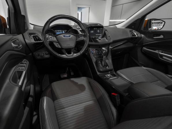Ford Kuga II Рестайлинг с пробегом 2018 года, цена 1 595 000 рублей, 128025 км, внедорожник, Автокод Объявления