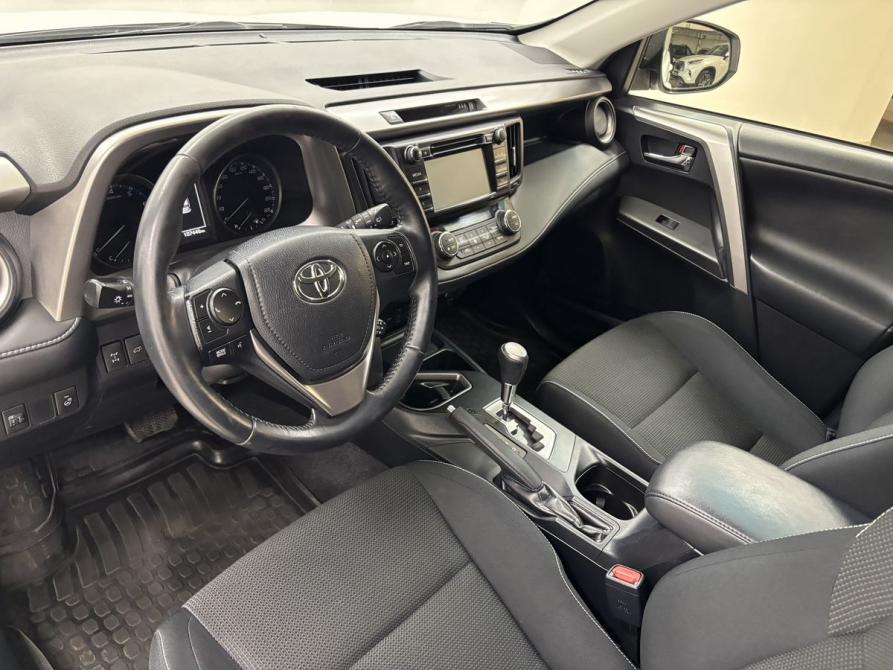 Toyota RAV4 IV (XA40) Рестайлинг Вологда  - изображение 11