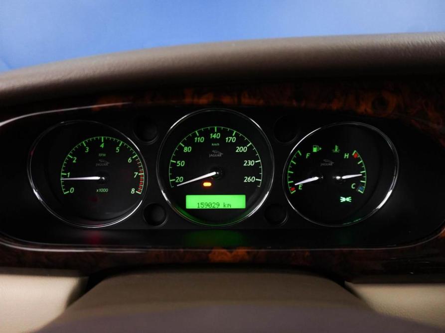 Jaguar XJ III (X350/X358) Москва  - изображение 25