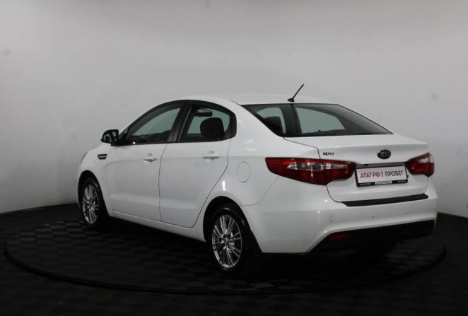 Kia Rio III с пробегом 2013 года, цена 880 000 рублей, 116000 км, седан, Автокод Объявления