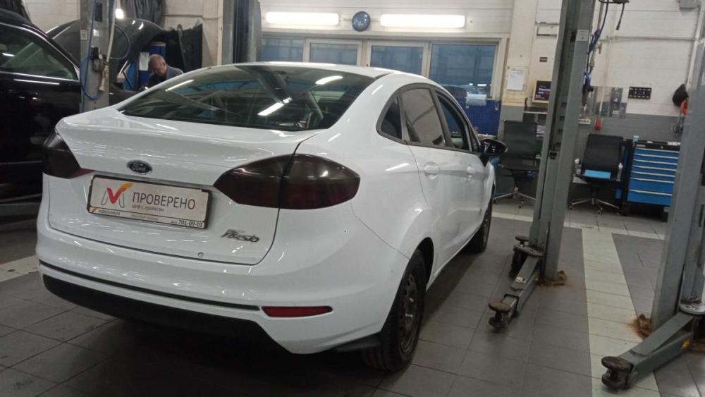 Ford Fiesta Mk6 Рестайлинг Санкт-Петербург  - изображение 3