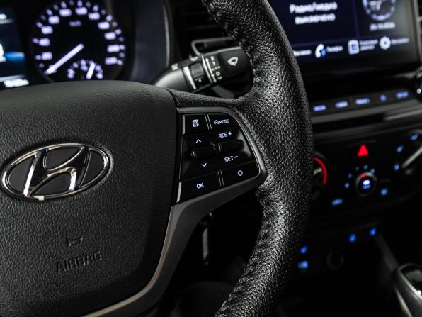 Hyundai Solaris II Рестайлинг с пробегом 2020 года, цена 1 499 900 рублей, 75119 км, седан, Автокод Объявления
