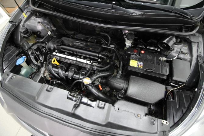 Hyundai Solaris I с пробегом 2011 года, цена 600 000 рублей, 277000 км, седан, Автокод Объявления
