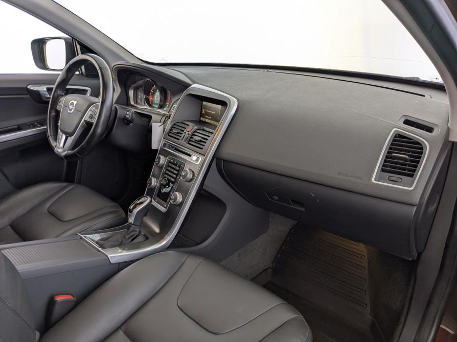 Volvo XC60 I Рестайлинг Москва  - изображение 19