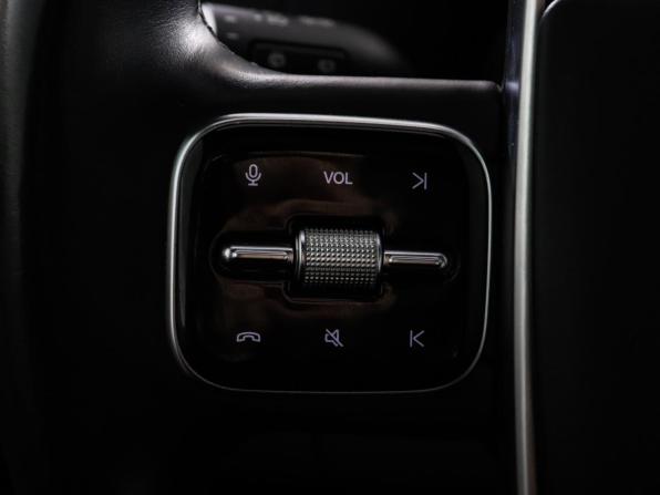 Li Auto (Lixiang) L9 I с пробегом 2023 года, цена 6 490 000 рублей, 55640 км, внедорожник, Автокод Объявления