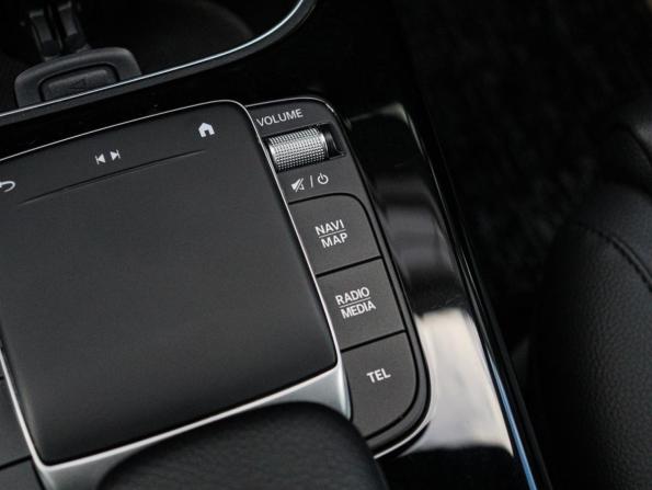 Mercedes-Benz A-Класс IV (W177) с пробегом 2021 года, цена 3 390 000 рублей, 64800 км, седан, Автокод Объявления