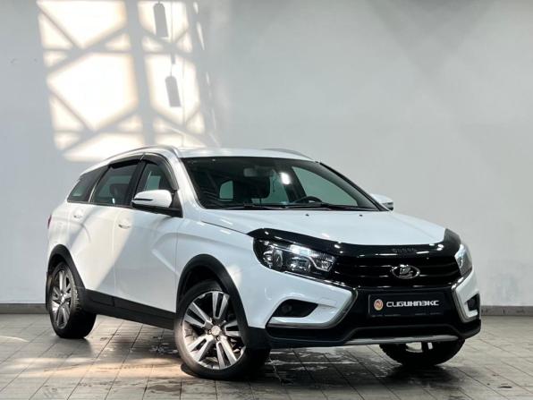 Lada (ВАЗ) Vesta I с пробегом 2022 года, цена 1 400 000 рублей, 73320 км, универсал, Автокод Объявления