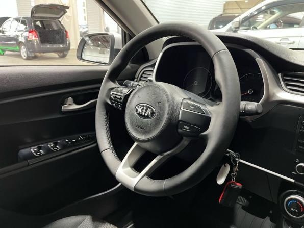 Kia Rio IV Рестайлинг с пробегом 2020 года, цена 1 570 000 рублей, 87194 км, хэтчбек, Автокод Объявления