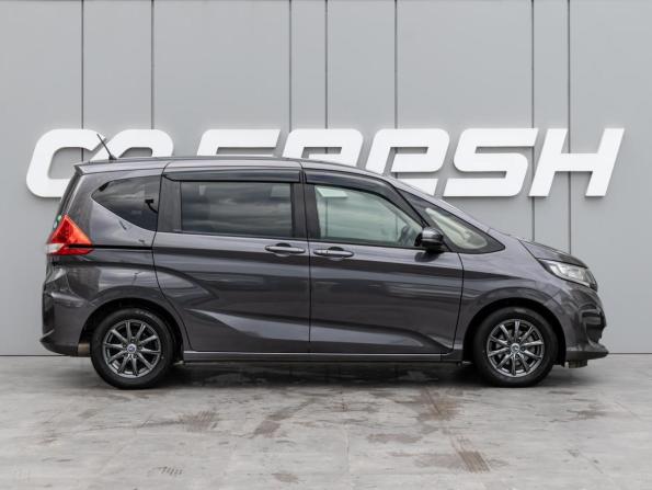 Honda Freed II с пробегом 2018 года, цена 1 530 000 рублей, 79646 км, компактвэн, Автокод Объявления