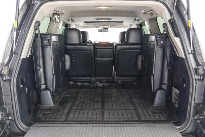 Toyota Land Cruiser 200 Series Рестайлинг 1 с пробегом 2014 года, цена 4 399 000 рублей, 196000 км, внедорожник, Автокод Объявления