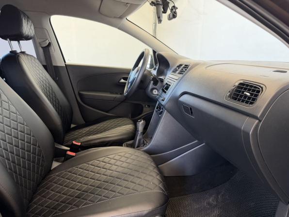Volkswagen Polo V Рестайлинг с пробегом 2015 года, цена 1 150 000 рублей, 89323 км, седан, Автокод Объявления