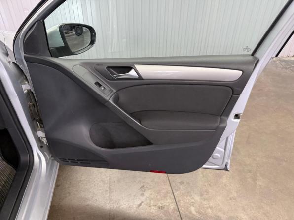 Volkswagen Golf VI с пробегом 2012 года, цена 997 000 рублей, 184000 км, хэтчбек, Автокод Объявления